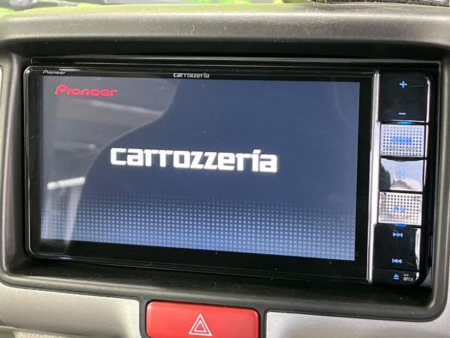 �y�i�r�Q�[�V�����z�g���₷���i�r�ŖړI�n�܂ł�������ē����Ă���܂��B�e��I�[�f�B�I�Đ��@�\���[�����Ă���A���Ԃ̉^�]������Ɋy�����Ȃ�܂�!!