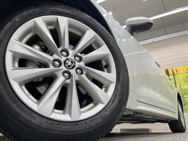 �y�����A���~�z�C�[���z�O�ςɃ}�b�`���������A���~�z�C�[���𑕒����Ă���܂��B�e��ЊO�A���~�z�C�[����A�X�^�b�h���X�^�C�����戵�����Ă���܂��B���񂲑��k����������