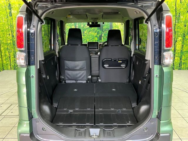 ���i�̂���������ʋ΁A���}���ɏ\���ȉ׎��X�y�[�X���m�ۂ��Ă���܂��B�Z�J���h�V�[�g��|���ƁA�傫�ȉו��̐ύڂ��\�ł���