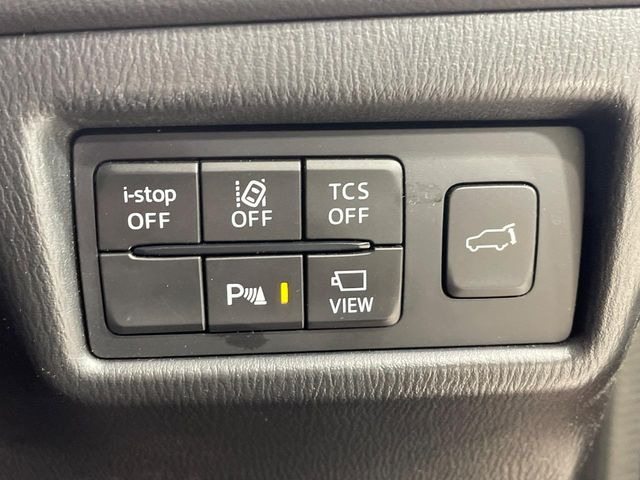 �y�X�}�[�g�u���[�L�T�|�[�g�z���s���ɑO���̎ԗ�����F�����A�Փ˂������Ȏ��͌x��ƃu���[�L�ŏՓˉ���Ɣ�Q�y�����A�V�X�g�B�����S�Ƀh���C�u�����y���݂��������܂��B