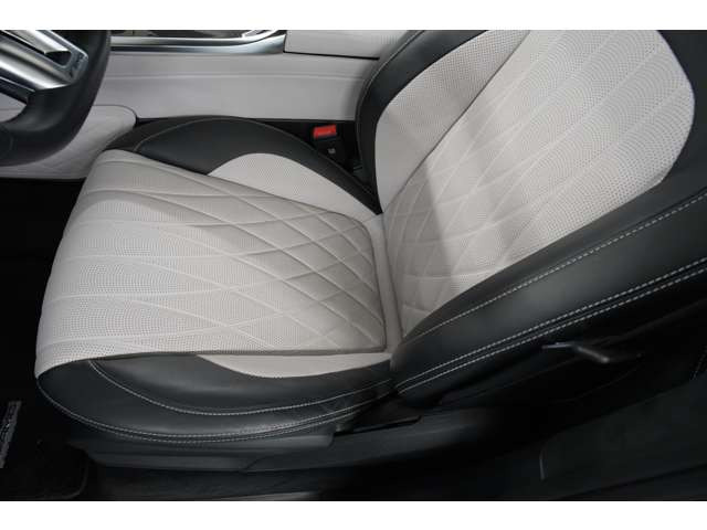 �t�����U�[�ɂȂ��Ă���ڎ��ł����������`����Ă���͖̂ܘ_�̂��ƁA��������ƕ�ݍ���ł���܂��B