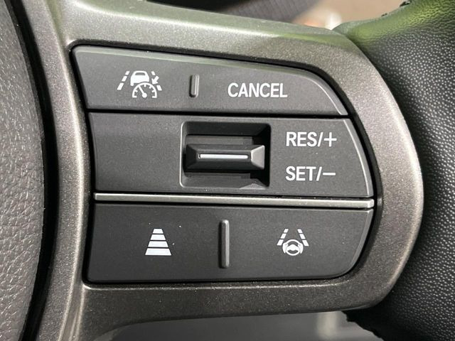 �y�A�_�v�e�B�u�N���[�Y�R���g���[���z�������H�ł̒��������s���y��!!�����ő��x��ۂN���[�Y�R���g���[�����A�Փˌy���V�X�e���ƘA�g���A�O���̎ԗ������m���ĎԊԂ�ۂ悤�ɑ��x���߂��Ă���܂�!!