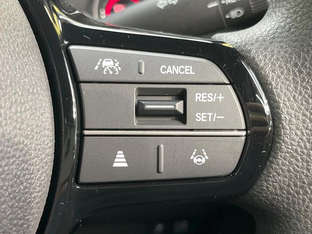 �y�A�_�v�e�B�u�N���[�Y�R���g���[���z�������H�ł̒��������s���y��!!�����ő��x��ۂN���[�Y�R���g���[�����A�Փˌy���V�X�e���ƘA�g���A�O���̎ԗ������m���ĎԊԂ�ۂ悤�ɑ��x���߂��Ă���܂�!!