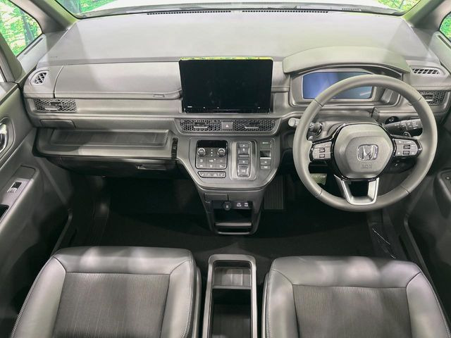 ステップワゴン2.0 e:HEV スパーダ