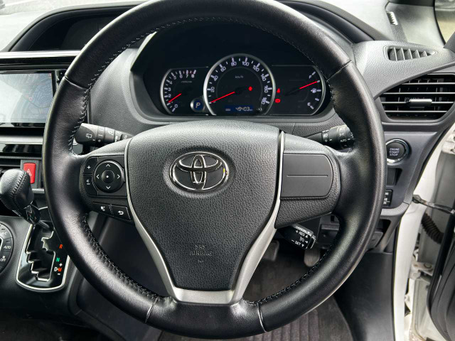 ヴォクシー2.0 V