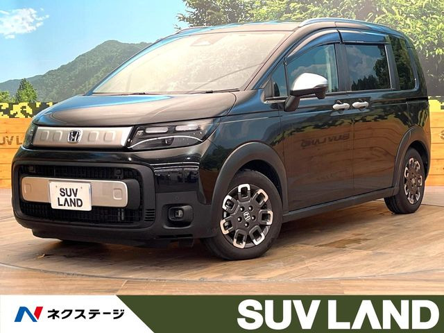 フリード1.5 e:HEV クロスター