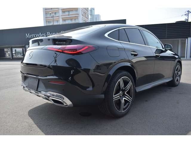 GLCクーペ220d 4マチック AMGラインパッケージ(ISG) 4WD