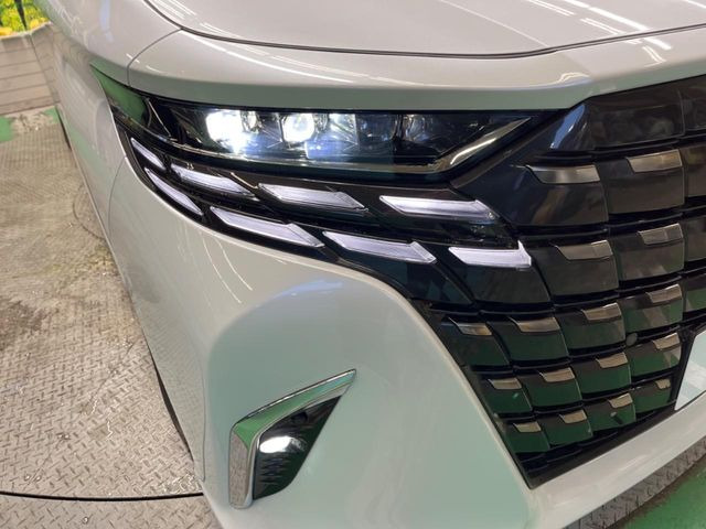 �yLED�w�b�h���C�g�z���V����ԑ��s�����ǍD�Ȏ��E���m�ۂ����S���ĉ^�]�ł��鍂�P�xLED�w�b�h���C�g�𑕔�!�_�����x�������A����d�͂��}�����Ă��܂��B