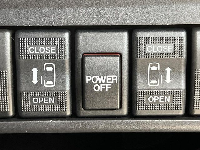 �y�����p���[�X���C�h�h�A�z�X�}�[�g�L�[��^�]�Ȃ̃X�C�b�`�Ō�ȗ����X���C�h�h�A�̊J���\���d��������͂����ăh�A���J����K�v�������A�����Ȃ��q�l�ł��ȒP�ɊJ���߂ł����K�ł���