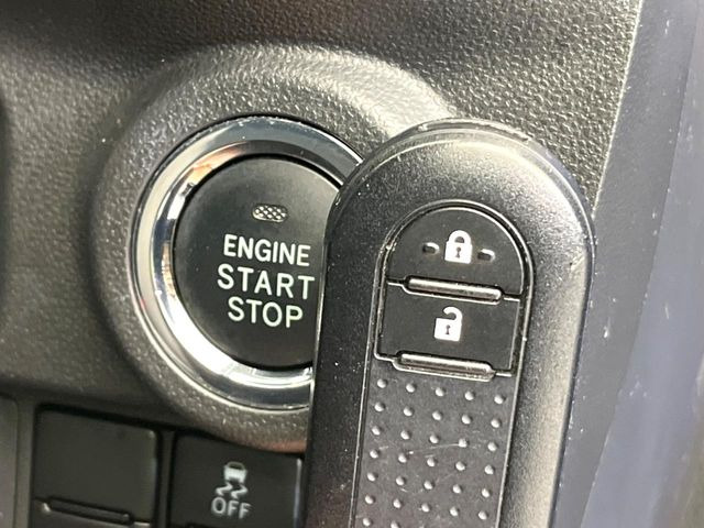 �y�L�[�t���[�V�X�e���z�J�o����|�P�b�g�ɓ��ꂽ�܂܂ł��h�A�̎{���E�������\�ȃX�}�[�g�L�[�𑕔��B�G���W���̃I���E�I�t�����J�M�����o���K�v����������Ƃ��Ă��֗��ł���