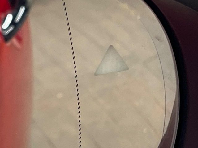 ���u���C���h�A�V�X�g�Z���T�[:���p����̎Ԃ����m���A�h���C�o�[���Ԑ��ύX���s���ۂɁA�x�����Ƌ��ɒ��ӂ𑣂��Ă������S�x���@�\�ł�!