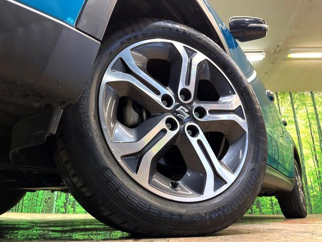 【純正アルミホイール】外観にマッチした純正アルミホイールを装着しております。各種社外アルミホイールや、スタッドレスタイヤも取扱いしております。是非ご相談ください♪