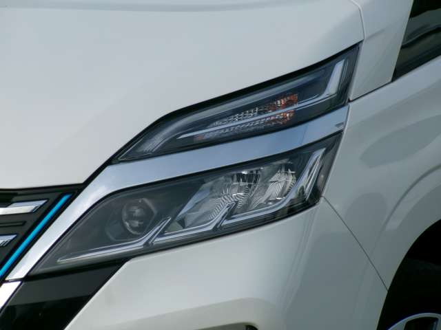 セレナ1.2 e-POWER ハイウェイスターV