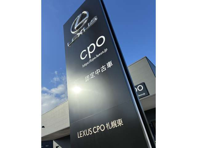 LS500 エグゼクティブ 4WD