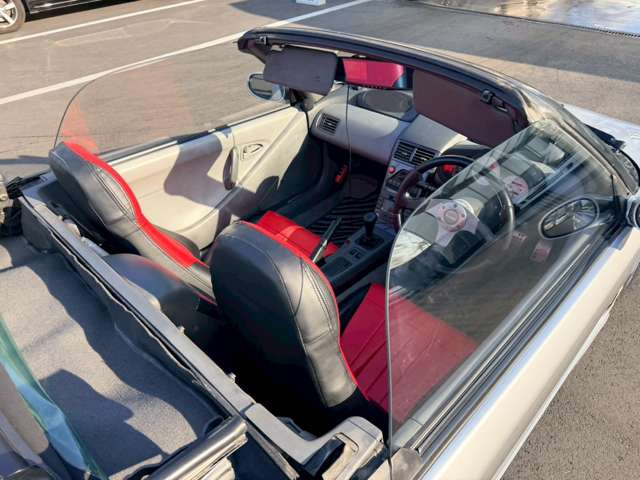 気になるお車がありましたら右の電話番号から直接お店にお問い合わせください。支払方法から車両情報、状態までなんでもご説明させて頂きます。スタッフ一同ご連絡お待ちしております。