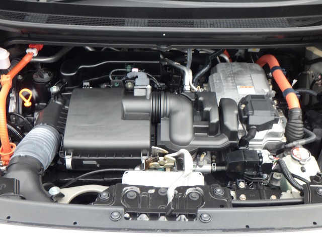 フリード1.5 e:HEV クロスター