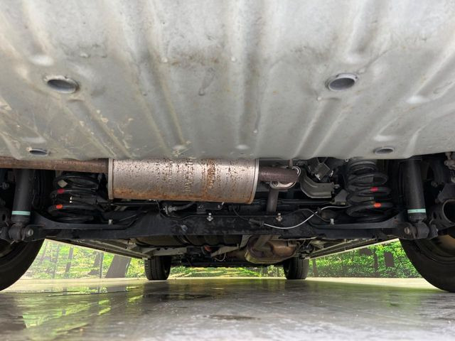 下回りがきれいなうちに、防錆加工の施工がオススメ。降雪地域はもちろん、沿岸部にお住いの方や、趣味でマリン・ウィンタースポーツをされる方にご好評いただいております。