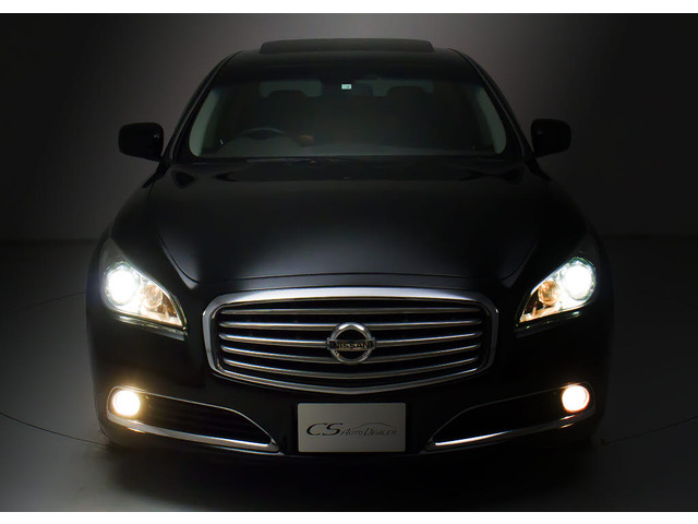 ガラス系ボディコーティングご施工可能です!下地作りからこだわり塗装面の艶や輝きを取り戻し肉厚被膜で塗装面を守ります!