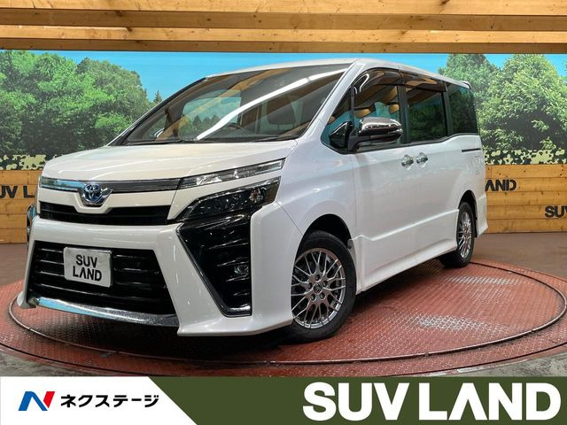 ヴォクシー（トヨタ）1.8 ハイブリッド ZS 煌III 中古車画像