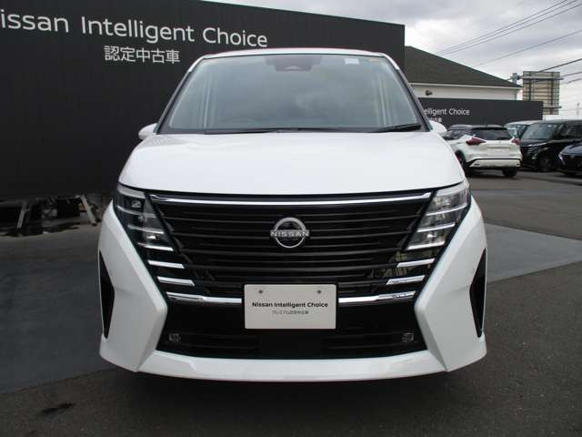 セレナ1.4 e-POWER ハイウェイスターV