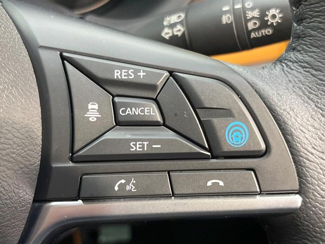 �y�v���p�C���b�g�z�������H�ł̒��������s���y��!!�a�؎��Ə��񑖍s�̃V�[���ŁA�A�N�Z���E�u���[�L�E�X�e�A�����O�������Ő��䂵�A�������^�]�̕��S���y�����Ă���܂���