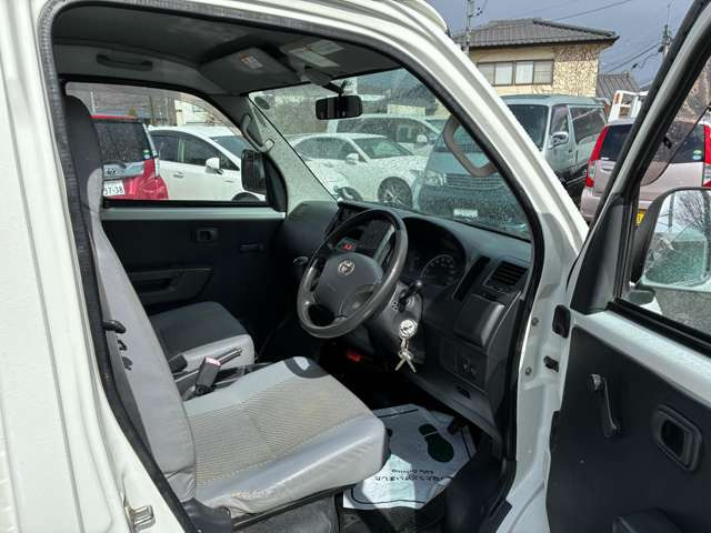 タウンエーストラック1.5 DX シングルジャストロー 4WD