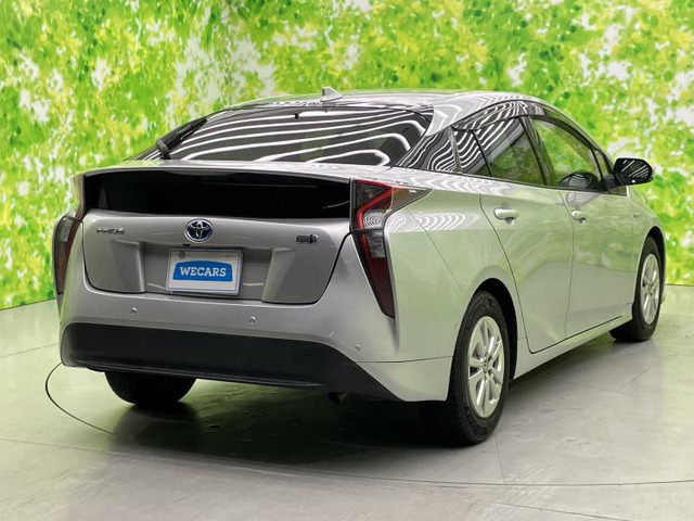 プリウス1.8 S セーフティ プラス