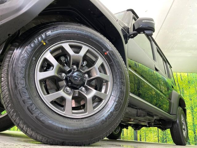 �y����15�C���`�A���~�z�C�[���z�O�ςɃ}�b�`���������A���~�z�C�[���𑕒����Ă���܂��B�e��ЊO�A���~�z�C�[����A�X�^�b�h���X�^�C�����戵�����Ă���܂��B���񂲑��k����������