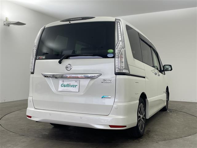 セレナ2.0 ハイウェイスター Vセレクション+Safety II S-HYBRID