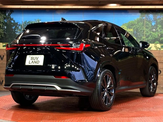 ☆全国のネクステージからお取り寄せが可能※!遠方の店舗に展示してあるクルマが気になる場合も、最寄りの店舗でご覧いただくことが可能です!是非私たちに要望をお聞かせください!※別途費用