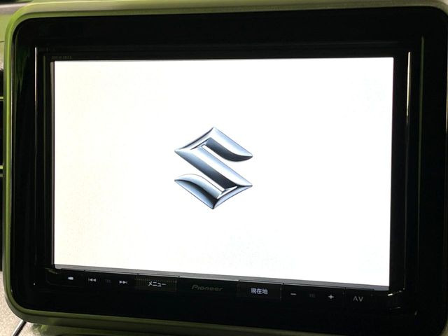 �y���ʃi�r�z�l�C�̑�^8�^�C���`�i�r�𑕔��B���݊��̂�����ʂ̓C���p�N�g��!�i�r���p���̃}�b�v�\���͌��₷���A�e���r��DVD�͗Տꊴ���A�b�v!�����̃h���C�u���O�b�Ɗy�����Ȃ�܂���