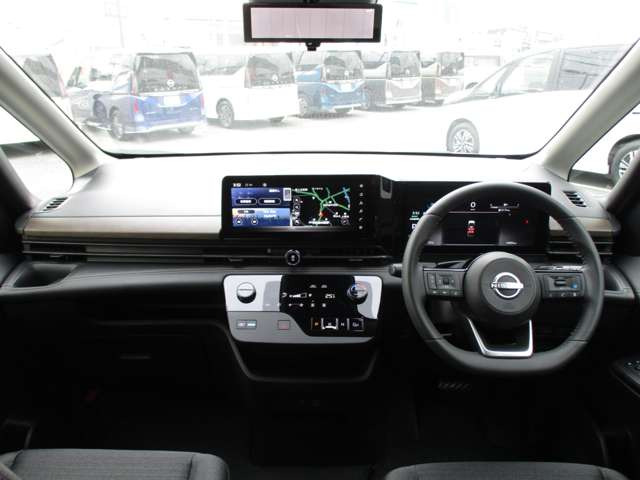 セレナ1.4 e-POWER ハイウェイスターV