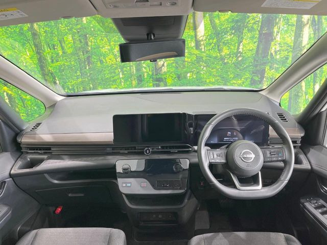 セレナ1.4 e-POWER ハイウェイスターV