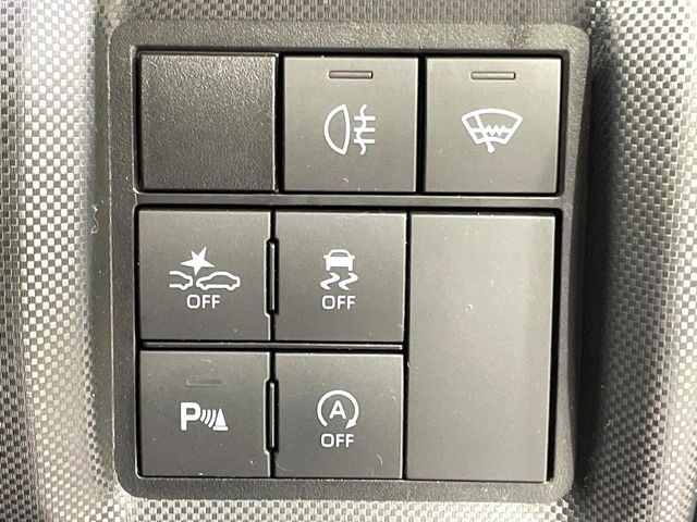 �y�X�}�[�g�A�V�X�g�z���s���ɑO���̎ԗ�����F�����A�Փ˂������Ȏ��͌x��ƃu���[�L�ŏՓˉ���Ɣ�Q�y�����A�V�X�g�B�����S�Ƀh���C�u�����y���݂��������܂��B