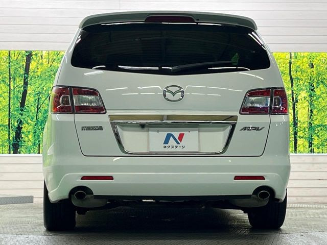 安心の最長10年・走行無制限保証(有償)をご用意。保証内容も充実はもちろん、無料点検&オイル交換や、年中無休の全国・24時間ロードサービスも付帯されておりますのでご安心下さい。