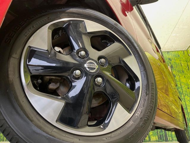 �y����14�C���`�A���~�z�C�[���z�O�ςɃ}�b�`���������A���~�z�C�[���𑕒����Ă���܂��B�e��ЊO�A���~�z�C�[����A�X�^�b�h���X�^�C�����戵�����Ă���܂��B���񂲑��k����������