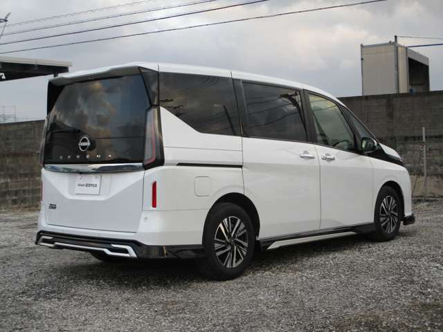 セレナ2.0 ハイウェイスターV