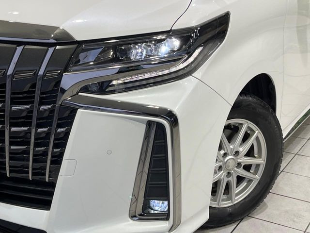 �yLED�w�b�h���C�g�z���V����ԑ��s�����ǍD�Ȏ��E���m�ۂ����S���ĉ^�]�ł��鍂�P�xLED�w�b�h���C�g�𑕔�!�_�����x�������A����d�͂��}�����Ă��܂��B