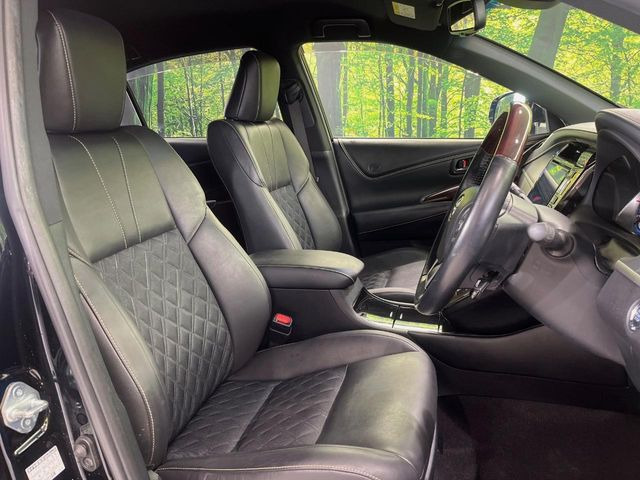 �y�n�[�t���U�[�V�[�g�z�������ƍ���S�n�𗼗������l�C�̃V�[�g���w�ʁE���ʂ̃t�@�u���b�N�f�ނ́A�ʋC���̗ǂ��⊊��ɂ����ɗD��Ă��܂��B�C���╞���ɍ��E���ꂸ���K�ɂ���肢�������܂��B