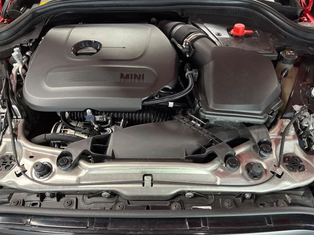 �����X�ł́A�e���[�J�[�̐�p�f�f�e�X�^�[�𓱓��B���Ǝ��i�����e�N�j�J���X�^�b�t���풓���Ă���܂��̂ŁA������̍ۂɂ����S���Ă����p���������܂��B