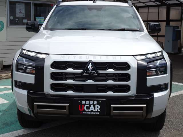 トライトン2.4 GSR ディーゼル 4WD