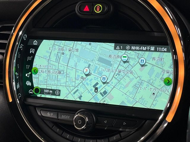 �������i�r:��̊��̂���i�r�́A����������ԓ������o���Ă���܂��B�I�[�f�B�I�@�\���[�����Ă���܂��̂ŁA�^�]�����y���߂܂���