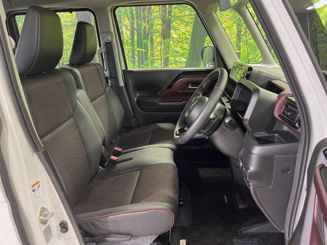 �y�n�[�t���U�[�V�[�g�z�������ƍ���S�n�𗼗������l�C�̃V�[�g���w�ʁE���ʂ̃t�@�u���b�N�f�ނ́A�ʋC���̗ǂ��⊊��ɂ����ɗD��Ă��܂��B�C���╞���ɍ��E���ꂸ���K�ɂ���肢�������܂��B