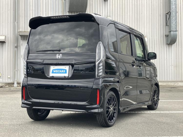 N-BOXカスタムL ターボ スタイルプラス ブラック