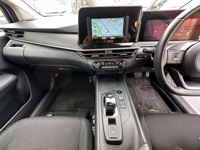 �i�r�������A�[���������y�E�f���������y���݂��������B