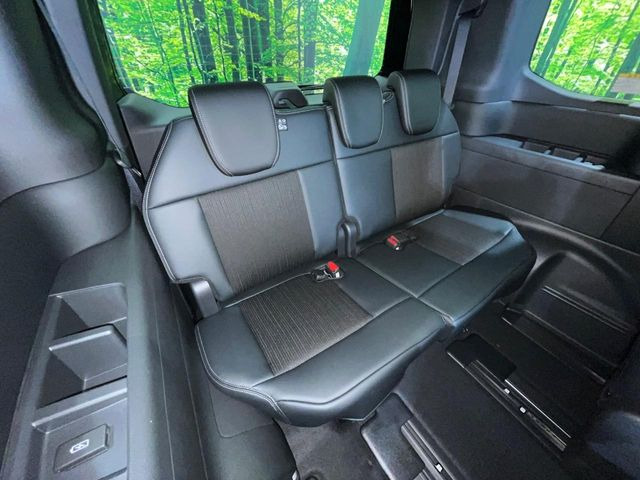 3��ڃV�[�g�͂�������ԗǍD����l�ł��������ƍ����Ē����܂��̂ŁA��l���ł̂��o���������N���N�ł��􂲉Ƒ��ŁA�C�̒m�ꂽ���ԂŁA�h���C�u�ɍs���̂��y���݂ł��ˁ�