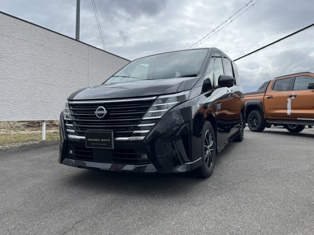 セレナ1.4 e-POWER ルキシオン