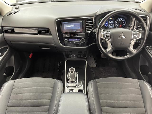 アウトランダーPHEV2.0 G リミテッド エディション 4WD