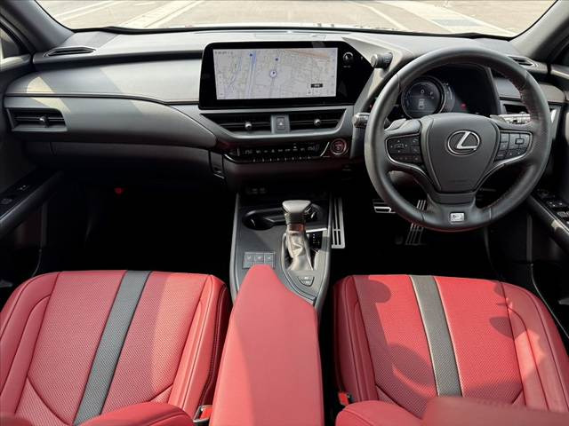 UX250h Fスポーツ