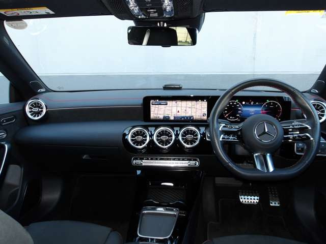 CLAクラスCLA200d AMGラインパッケージ